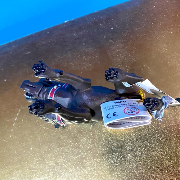 H11 CERBERUS NWT PAPO CERBERUS 3 HEADED DOG FANTASY MYTHOLOGICAL CREATURE 6.5” - Picture 11 of 12